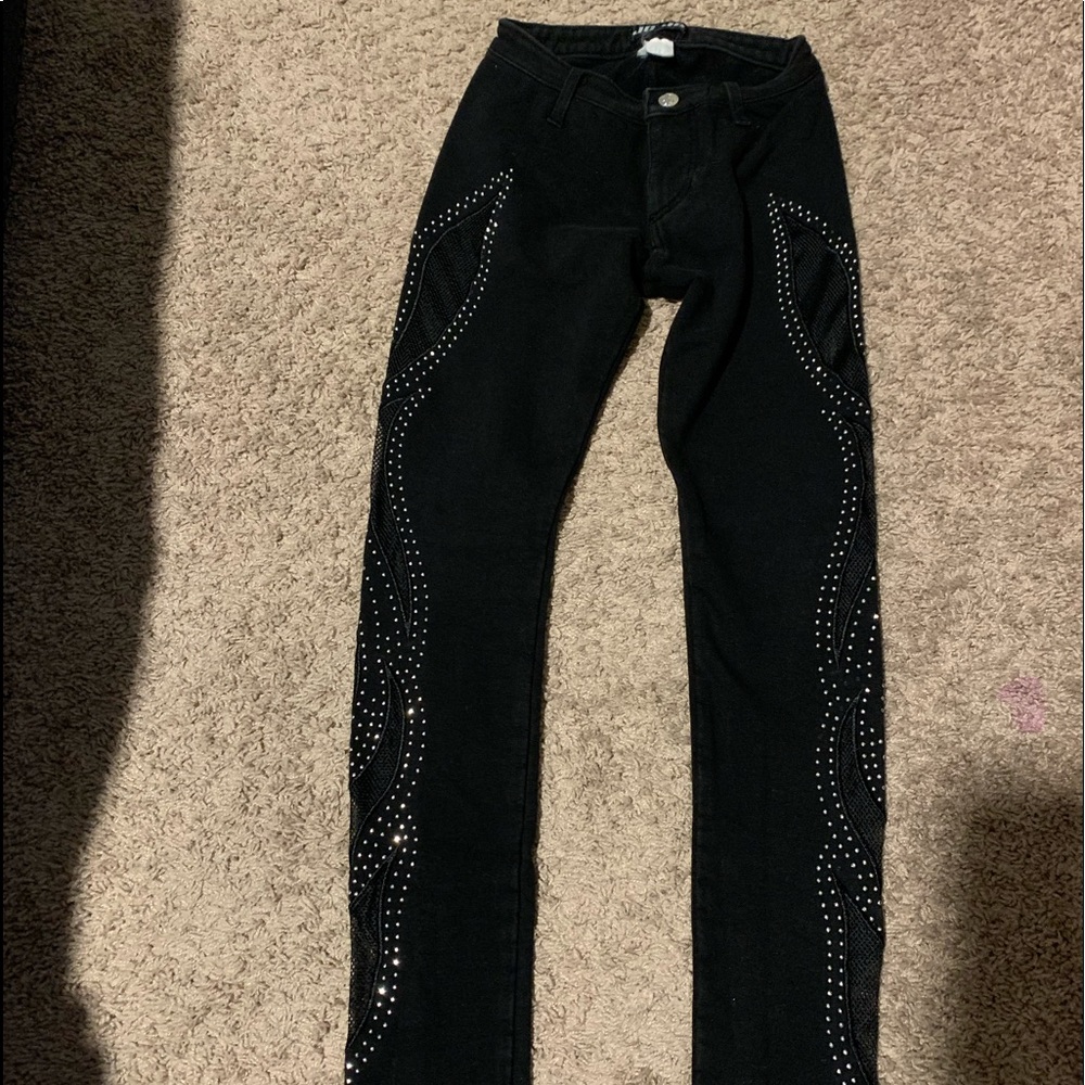 Black leggings